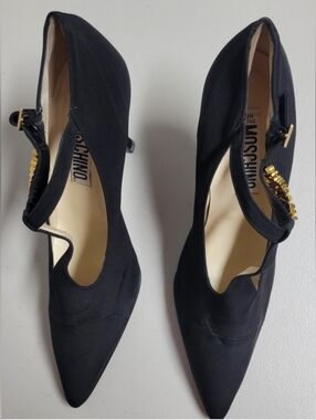 Moschino Vintage Black Mary Jane Heels Size 40 1/2.